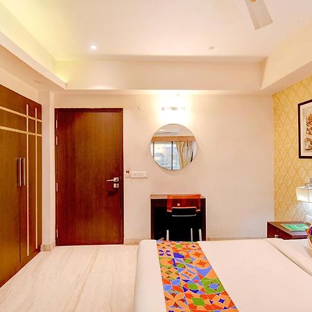 Hotel Radiant Calcutta Extérieur photo