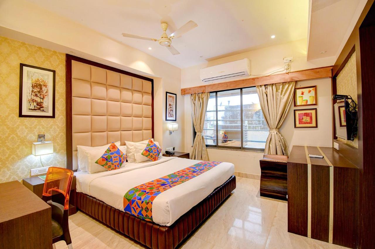 Hotel Radiant Calcutta Extérieur photo
