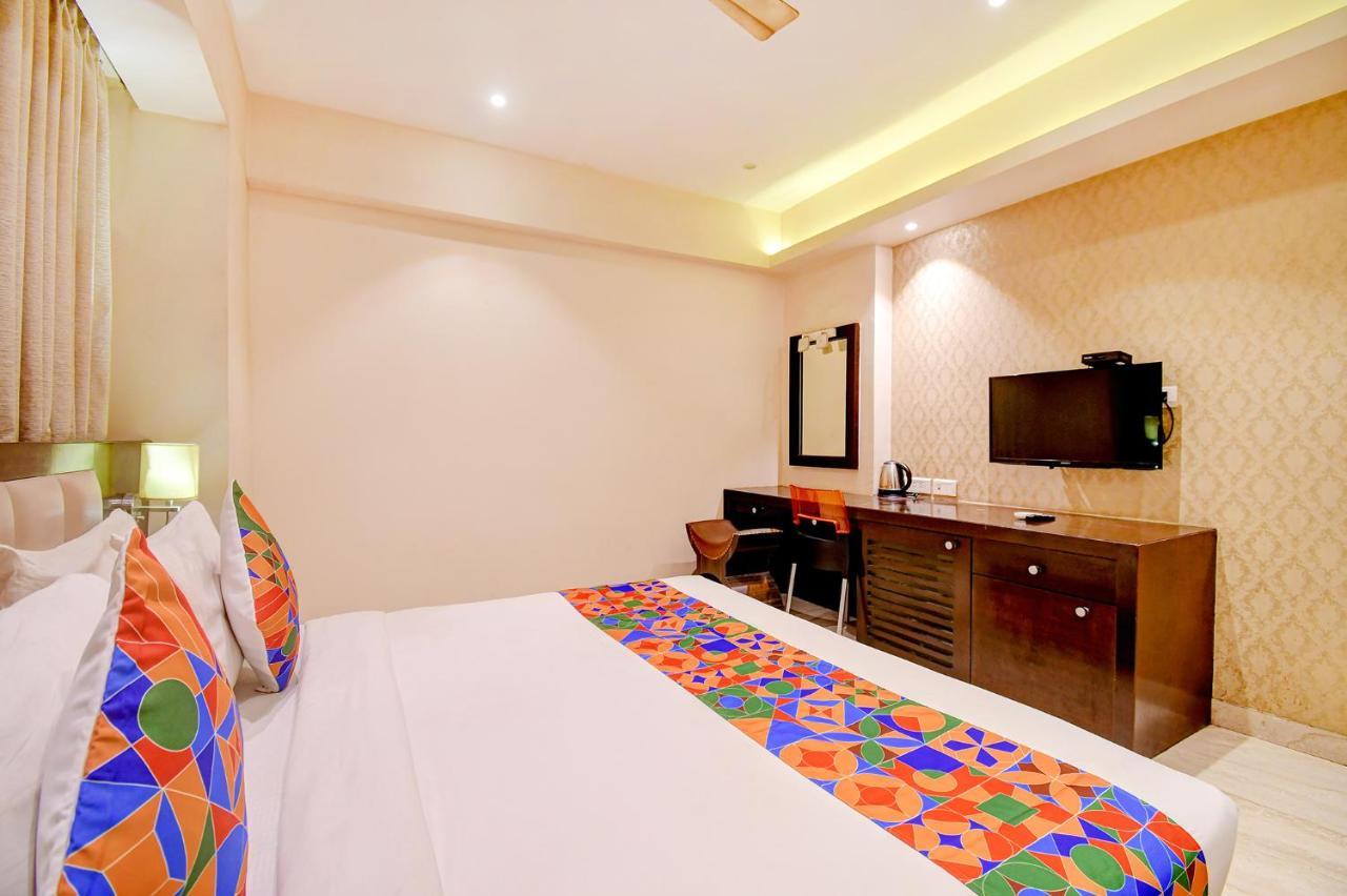 Hotel Radiant Calcutta Extérieur photo