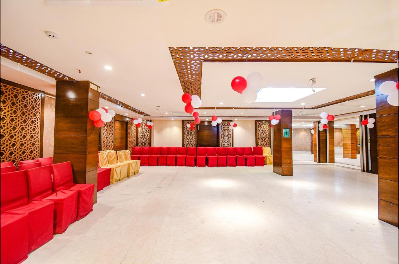 Hotel Radiant Calcutta Extérieur photo