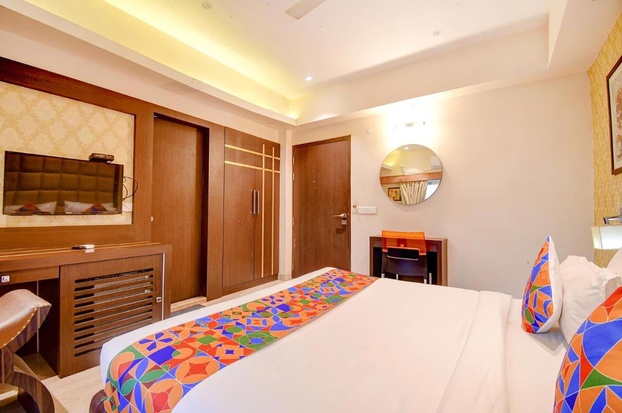 Hotel Radiant Calcutta Extérieur photo