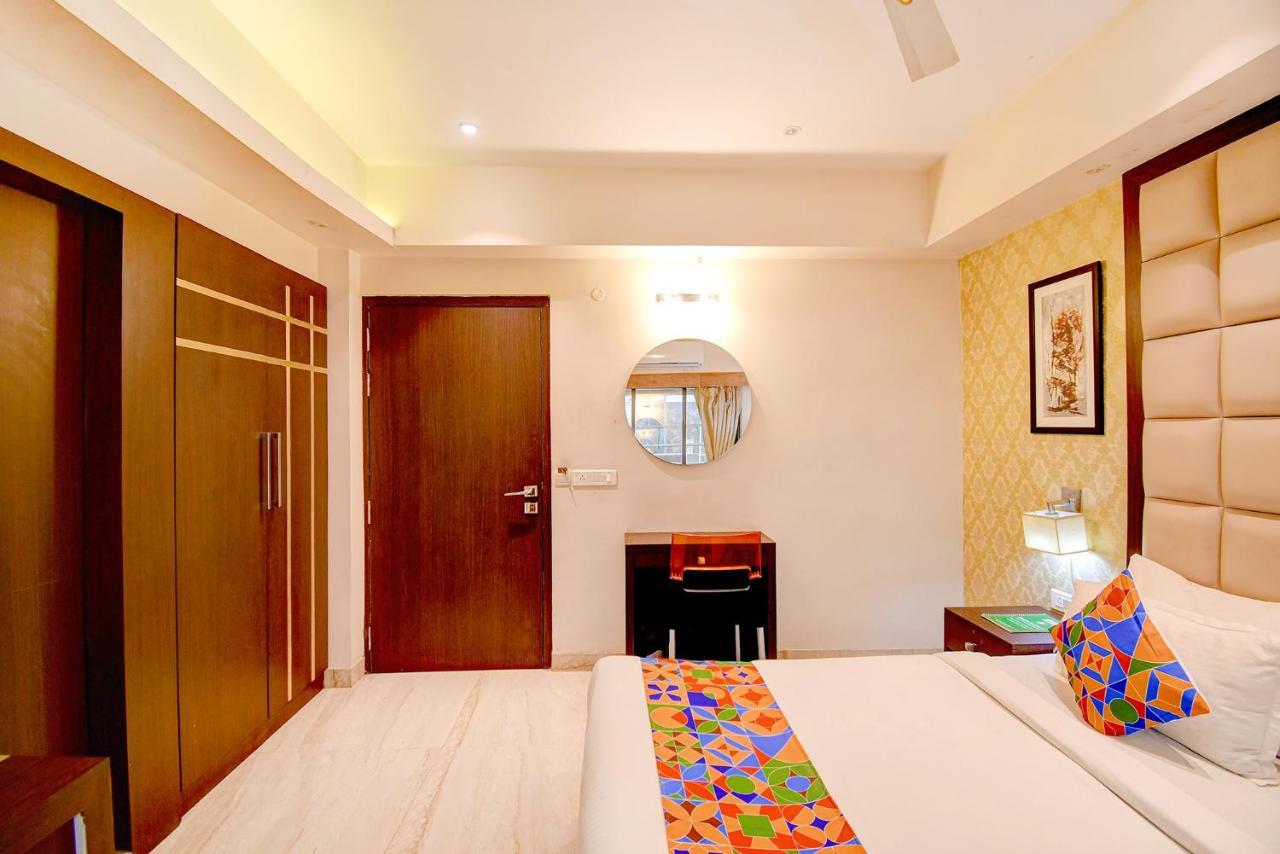 Hotel Radiant Calcutta Extérieur photo