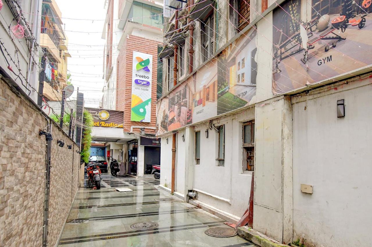 Hotel Radiant Calcutta Extérieur photo