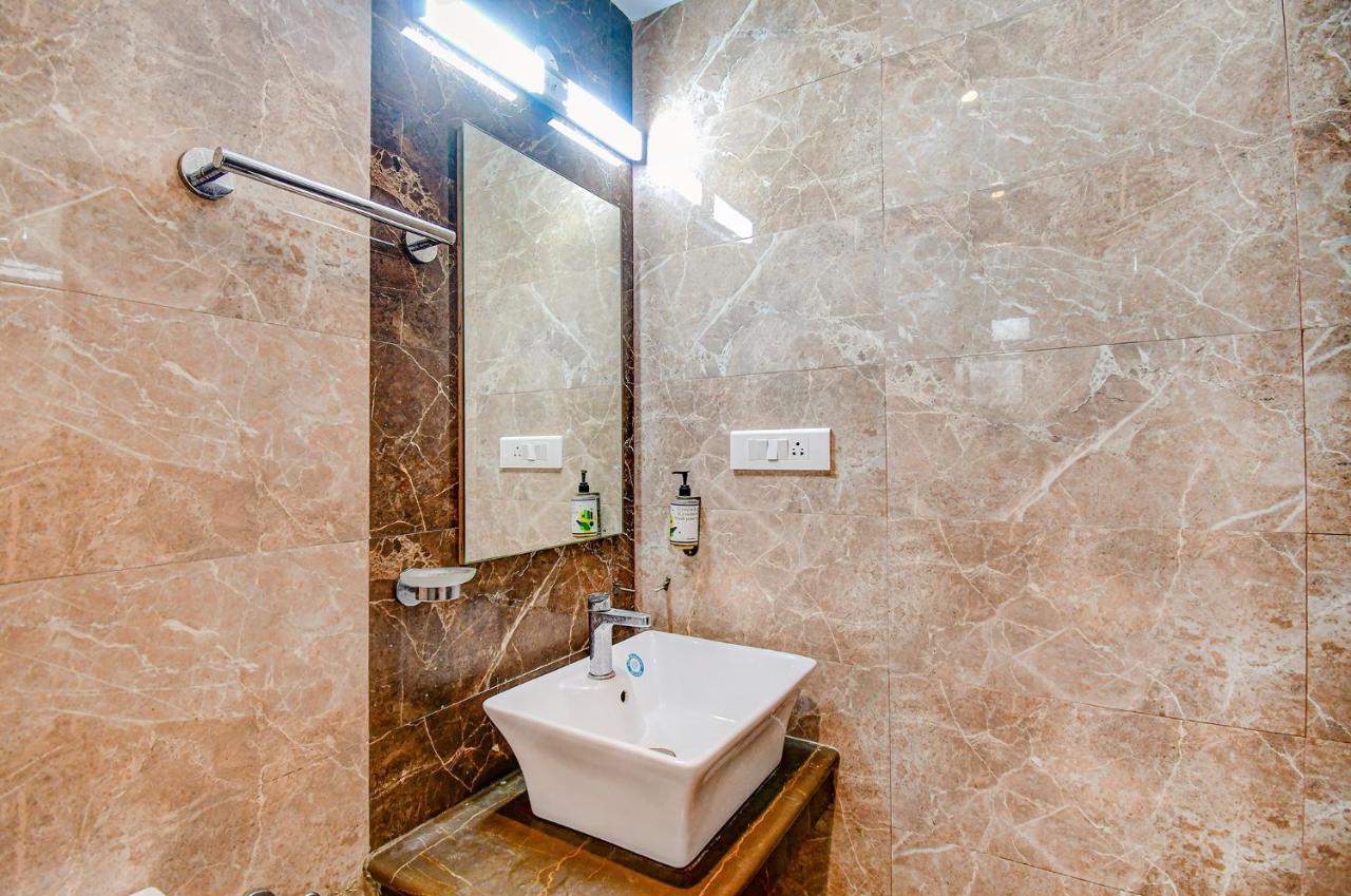 Hotel Radiant Calcutta Extérieur photo