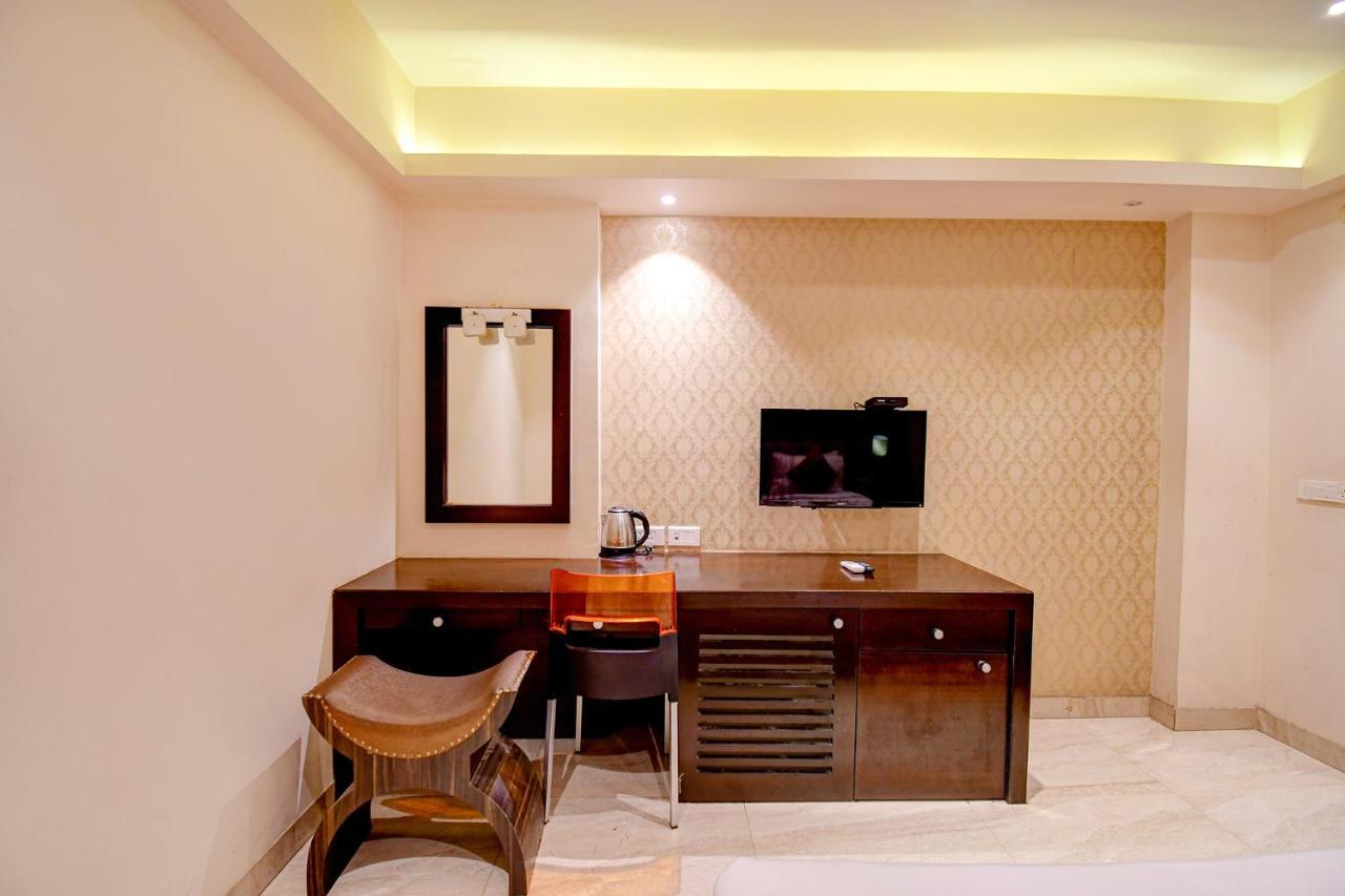 Hotel Radiant Calcutta Extérieur photo